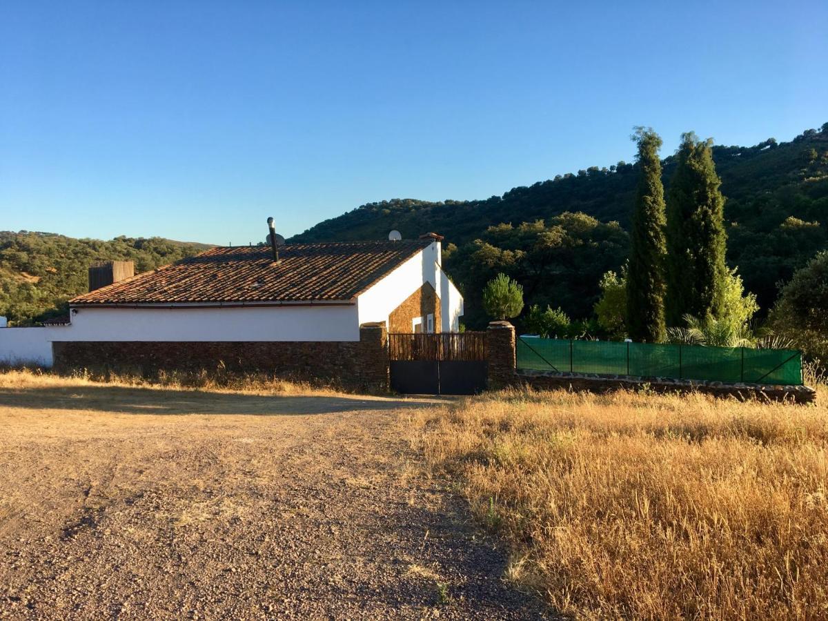 Pensjonat Finca Valle Corchoso Cala Zewnętrze zdjęcie